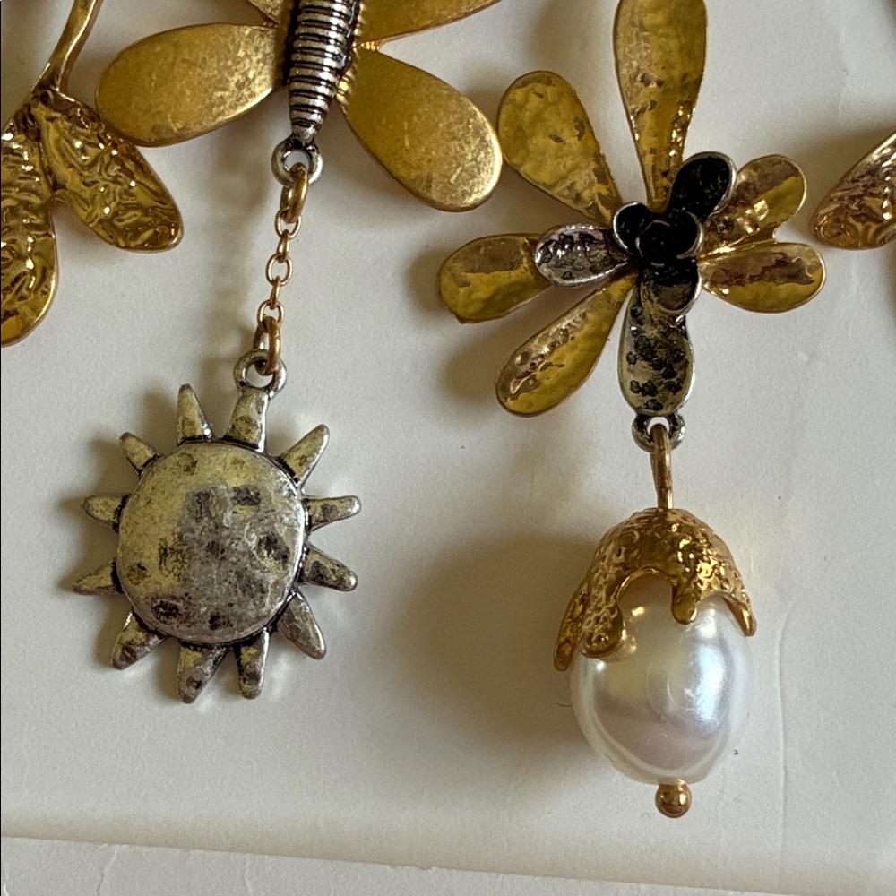 NWT. Zara Golden/Silver Butterfly Charm Combination Necklace. - Picture 9 of 12